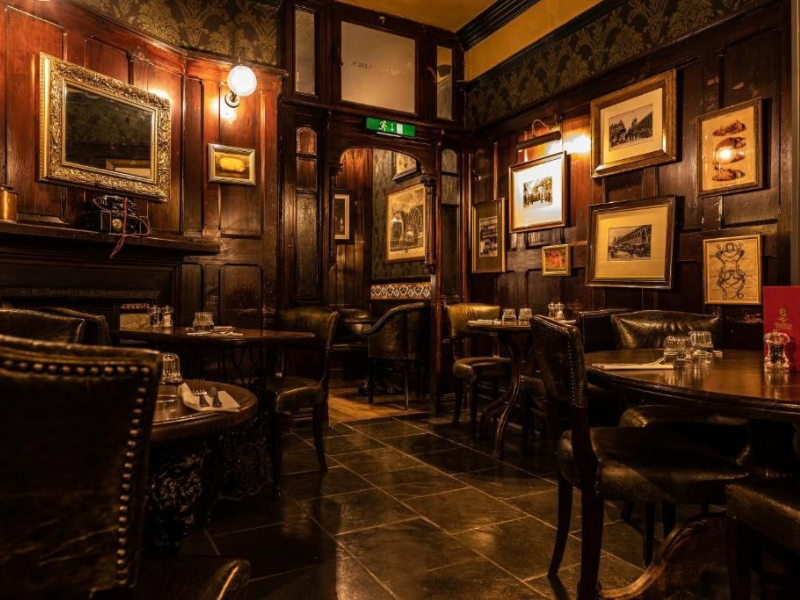 The Fox and Anchor - Farringdon