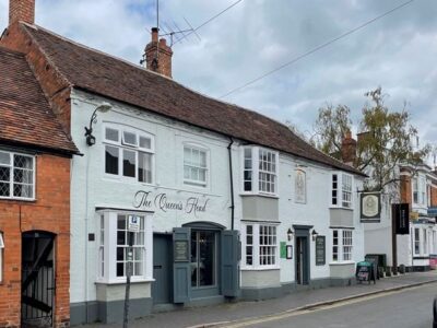 The Queens Head - Stratford