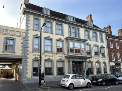 The Swan Revived - Newport Pagnell