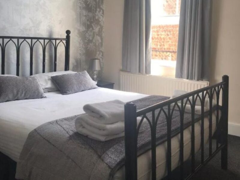 The Dorset - Lewes