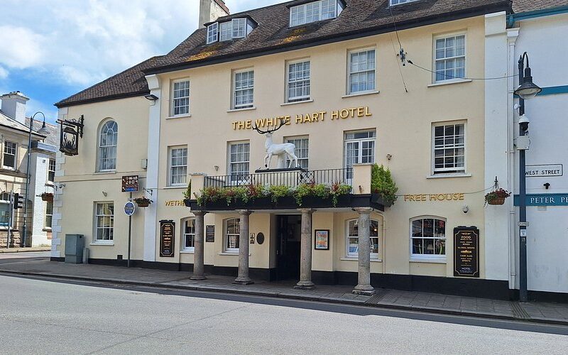 The White Hart Hotel - Okehampton