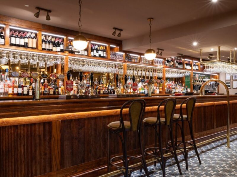 The Ragged Robin - Godalming